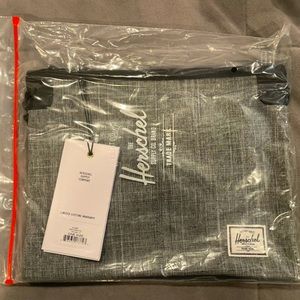 Herschel Supply Co Alder Crossbody Raven Crosshatch Grey NWT